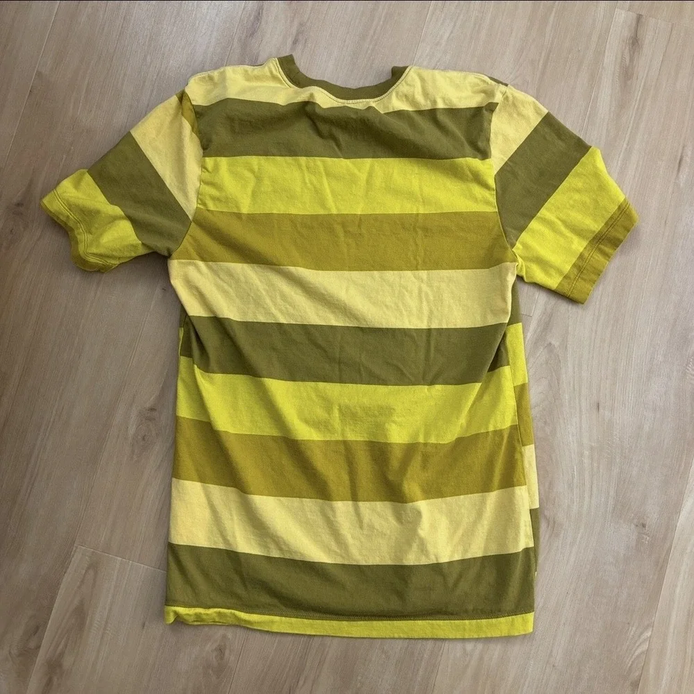 NIKE‎ Men's Small Striped Shirt Greens The Nike Shirt